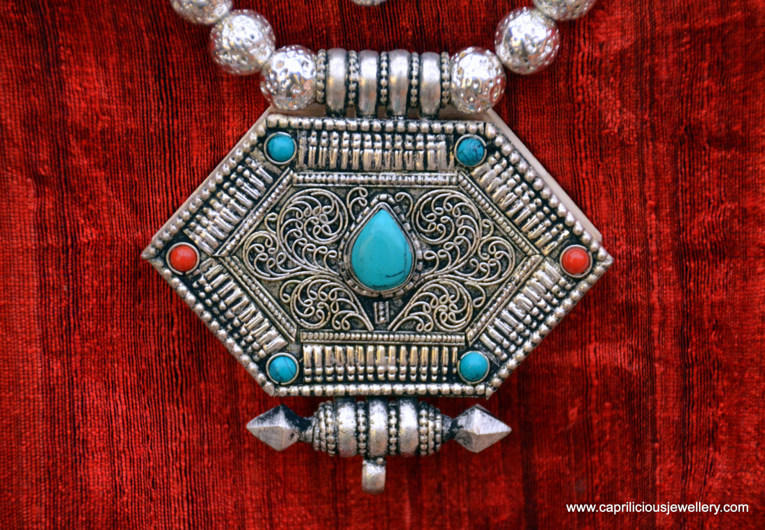 Annapurna, a Ghau box necklace by Caprilicious Jewellery