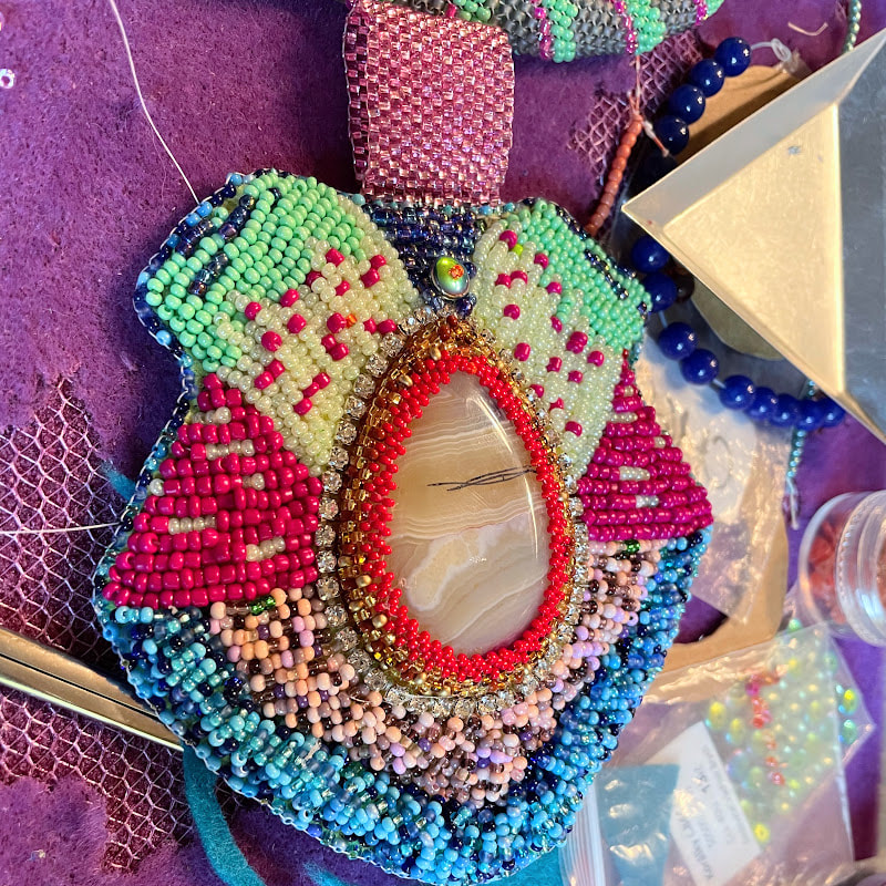 WIP, work in progress, bead embroidery, spiral peyote tube, odd count peyote tube, 