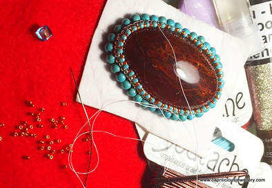 The making of a carnelian and turquoise soutache pendant by Caprilicious Jewellery