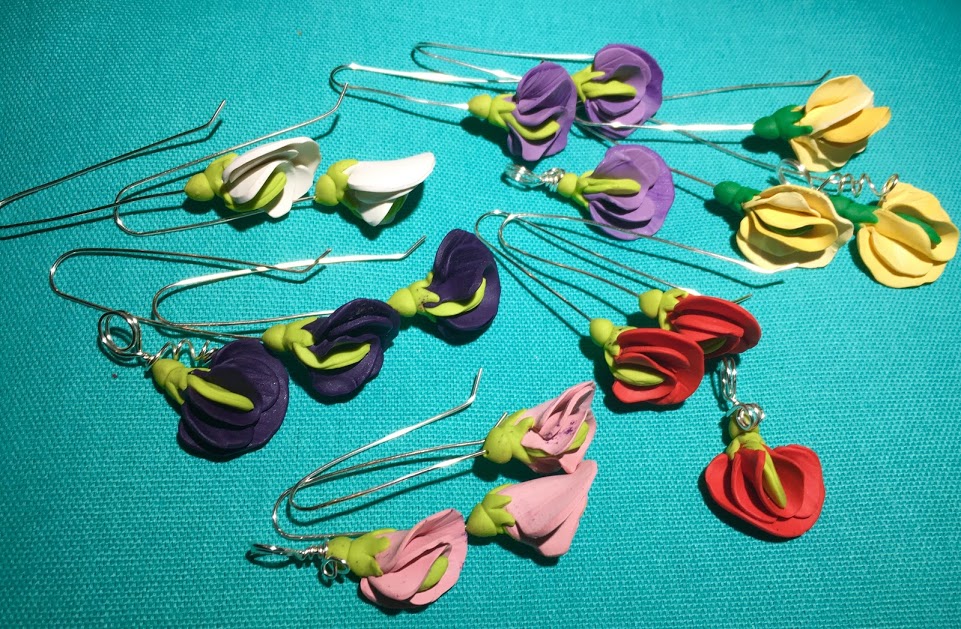 Sweetpeas, polymer clay earrings and pendants by Caprilicious Jewellery